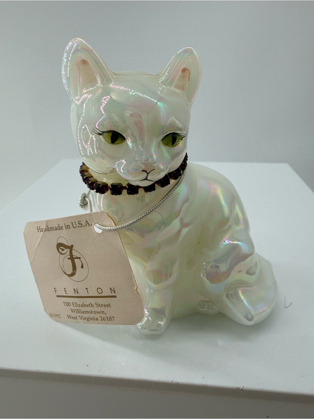 Fenton Iridescent White Cat Figurine with Beaded Collar